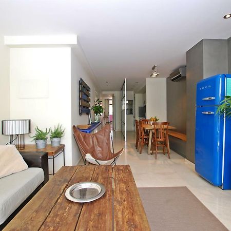 Blue Fridge Apartmen - Blue Fridge Apartmen - Ideal For Couples, Near Beach And Well Connected Appartement Vilassar De Mar Buitenkant foto