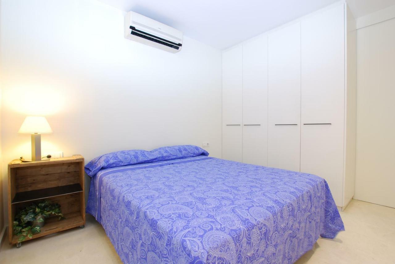 Blue Fridge Apartmen - Blue Fridge Apartmen - Ideal For Couples, Near Beach And Well Connected Vilassar De Mar Buitenkant foto