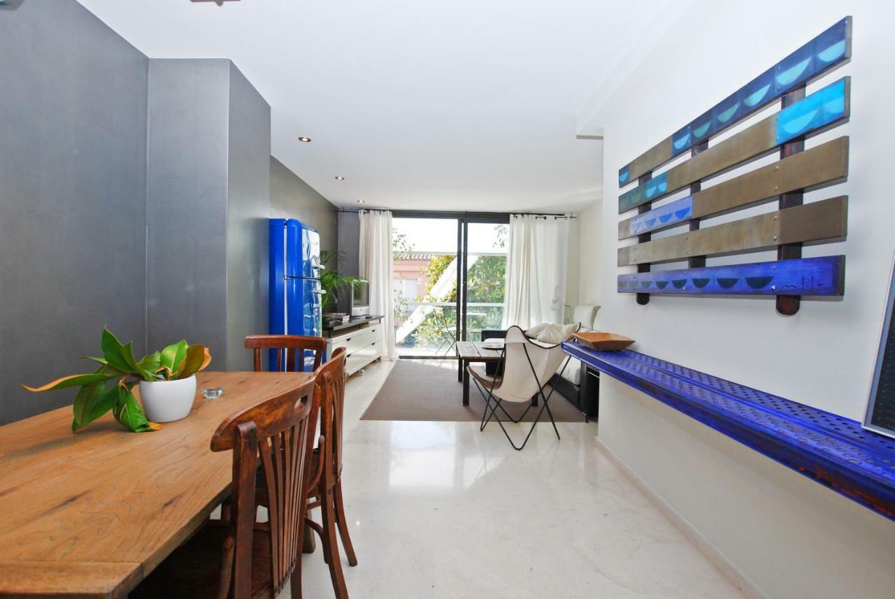 Blue Fridge Apartmen - Blue Fridge Apartmen - Ideal For Couples, Near Beach And Well Connected Appartement Vilassar De Mar Buitenkant foto